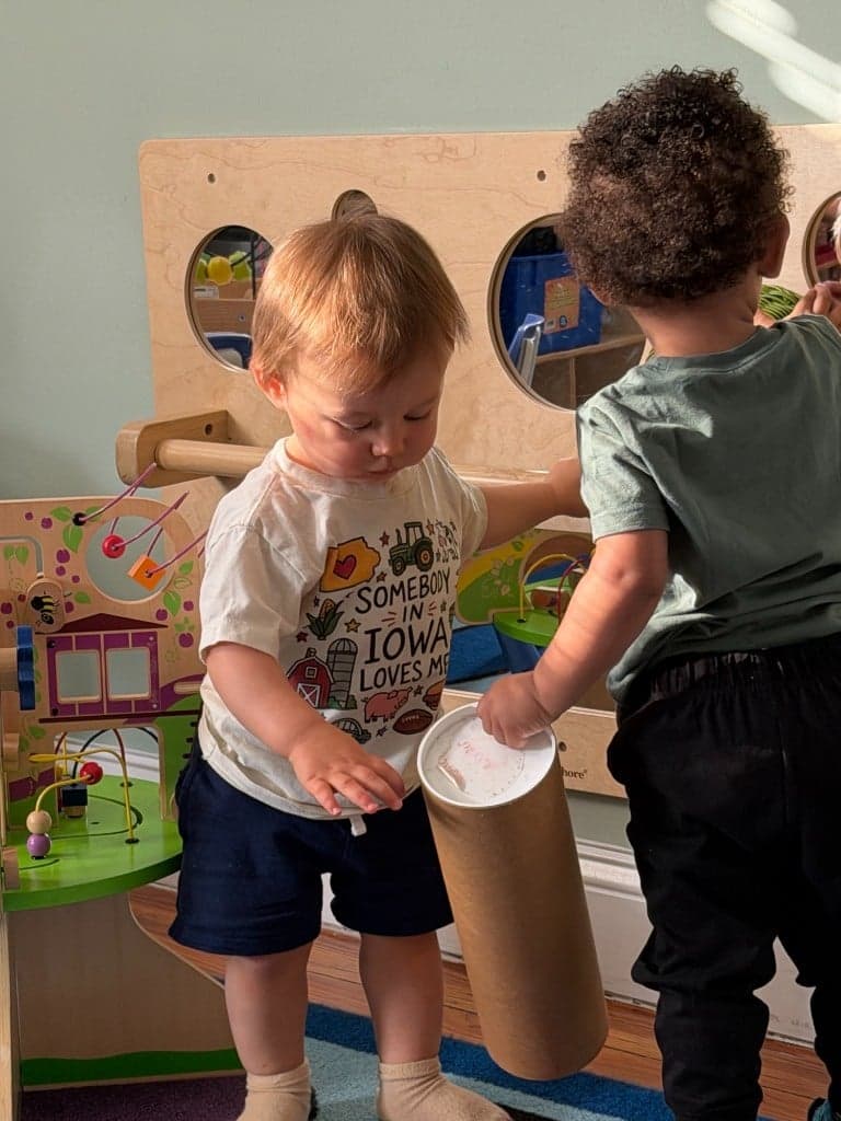 Amigos jugando